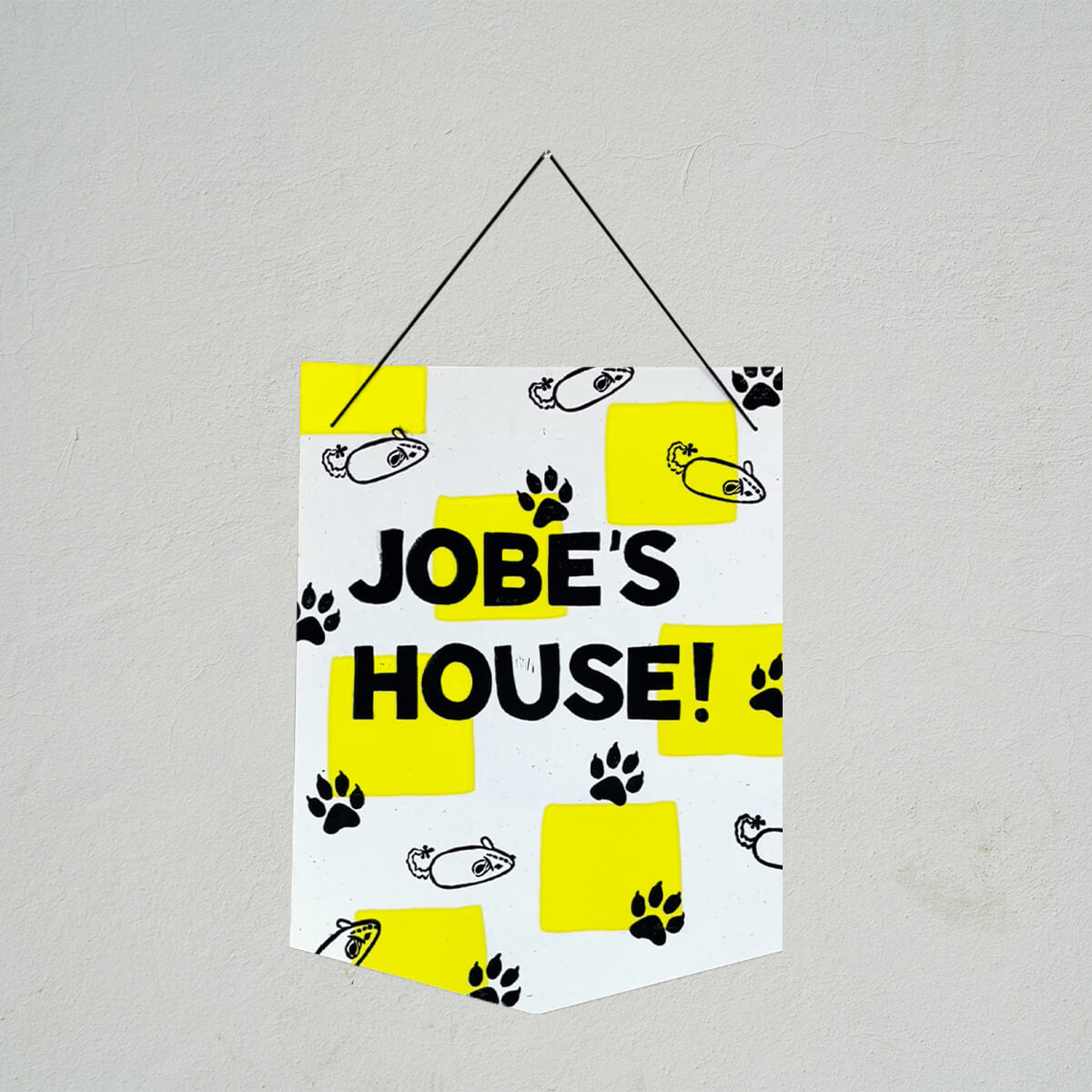 Cat/Dog Wall Hanging